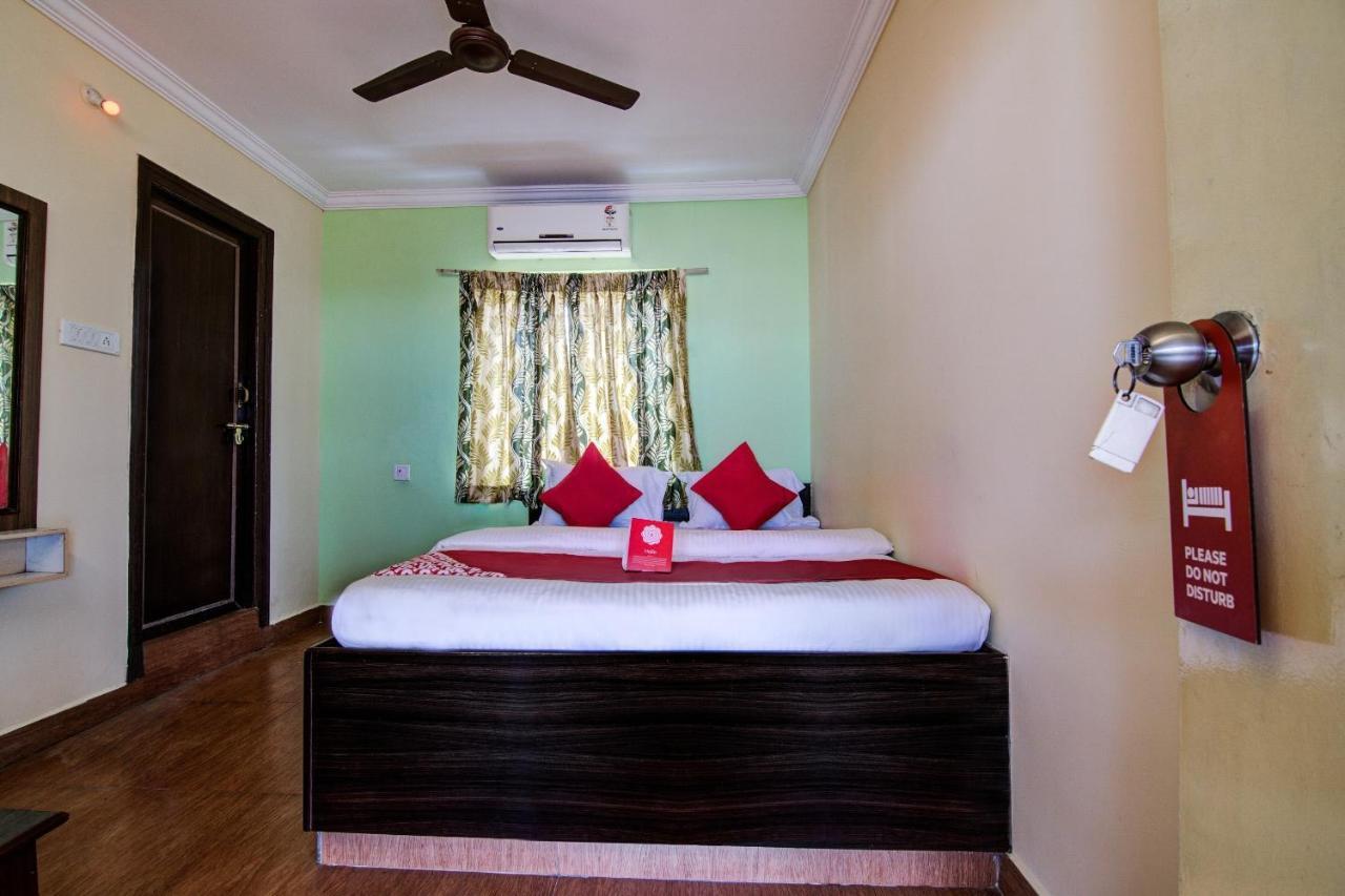 Oyo Lalitha Delight Hotel วิสาขปัตนัม ภายนอก รูปภาพ